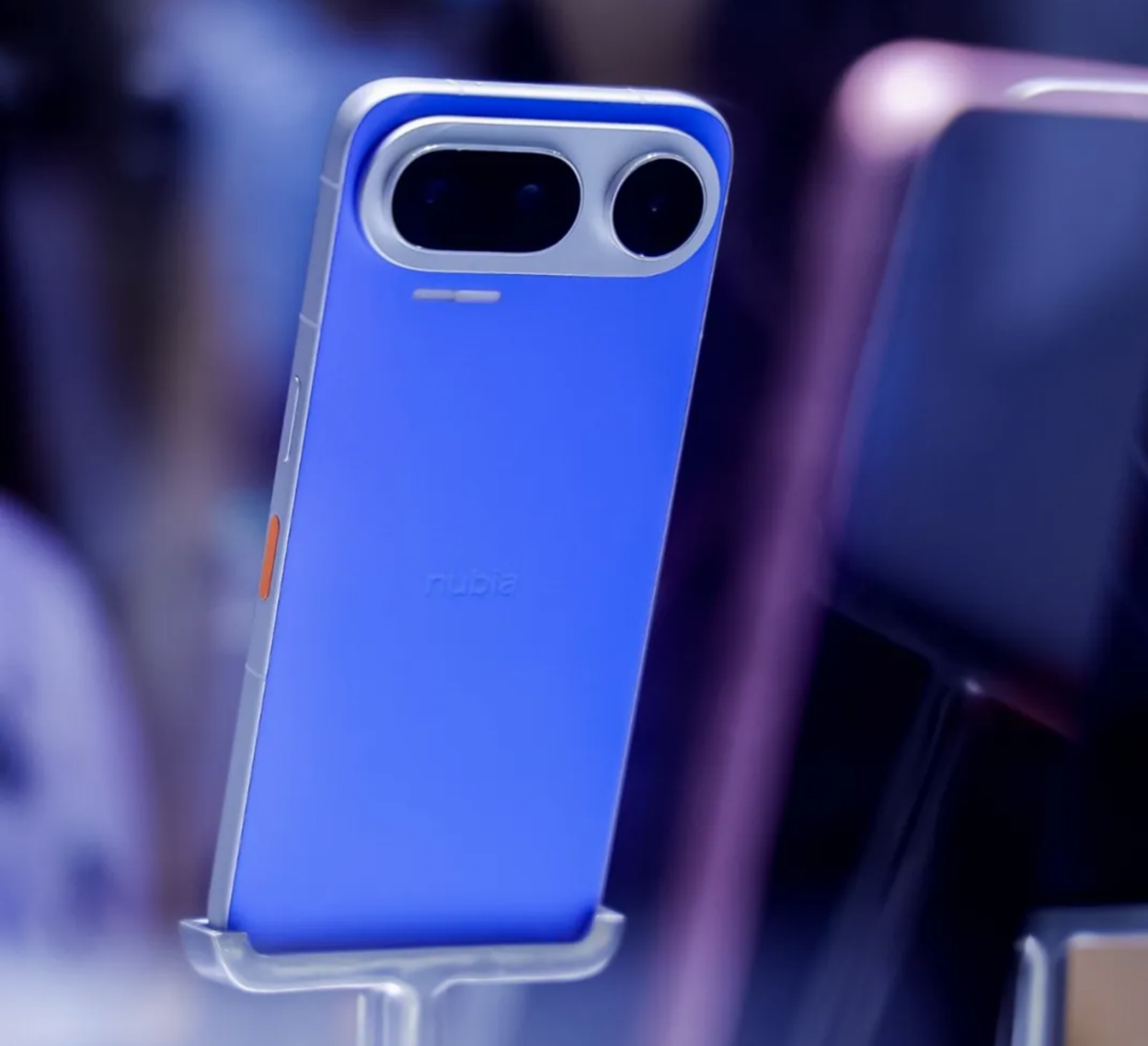 ZTE、バイトダンスのAIエージェント搭載した新スマホ 複数タスクにも