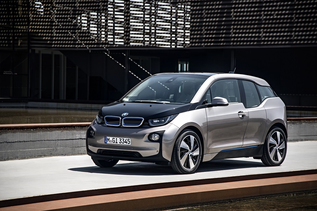 全方位戦略で臨むBMW、EVシフトは「2次材料ファースト」との両輪 