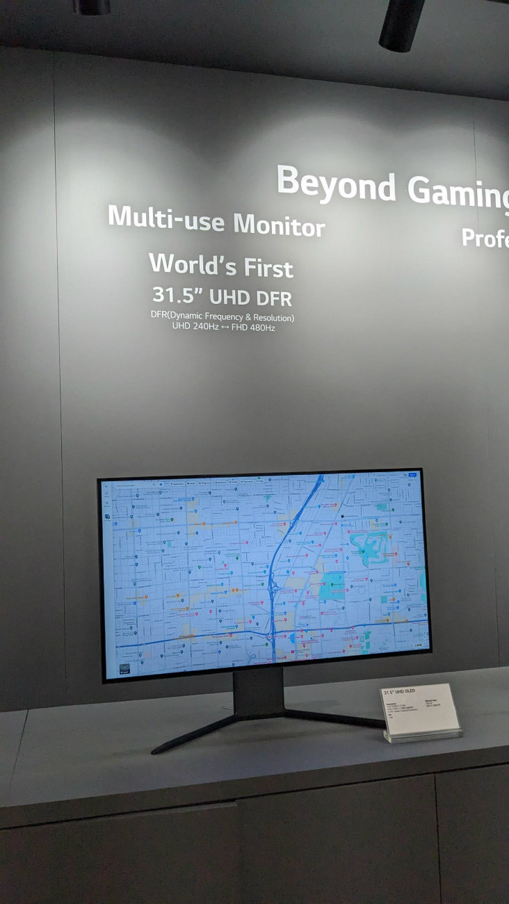 LGとSamsungの有機ELパネル最新動向、輝度は互いに譲らず全面対決へ | 日経クロステック（xTECH）