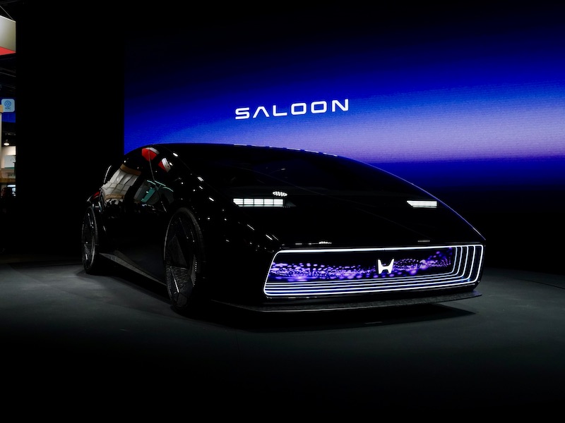 新型EV発表のホンダ三部社長「メーカーの序列激変、価値がなければ売れない」