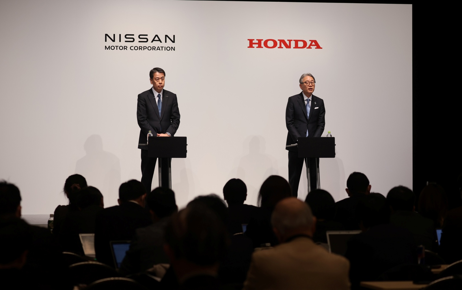 ホンダと日産が2024年3月に開いた共同会見