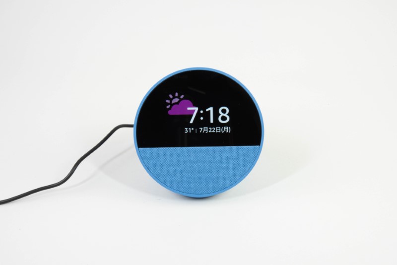 Echo Spot」で時刻や天気を確認、声だけで目覚ましセットして気温も一目 | 日経クロステック（xTECH）