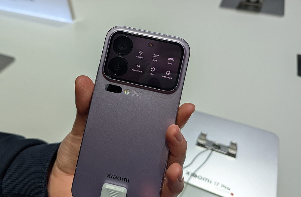 世界最大のモバイル展示会「MWC」で気になったスマホ5選（2ページ目