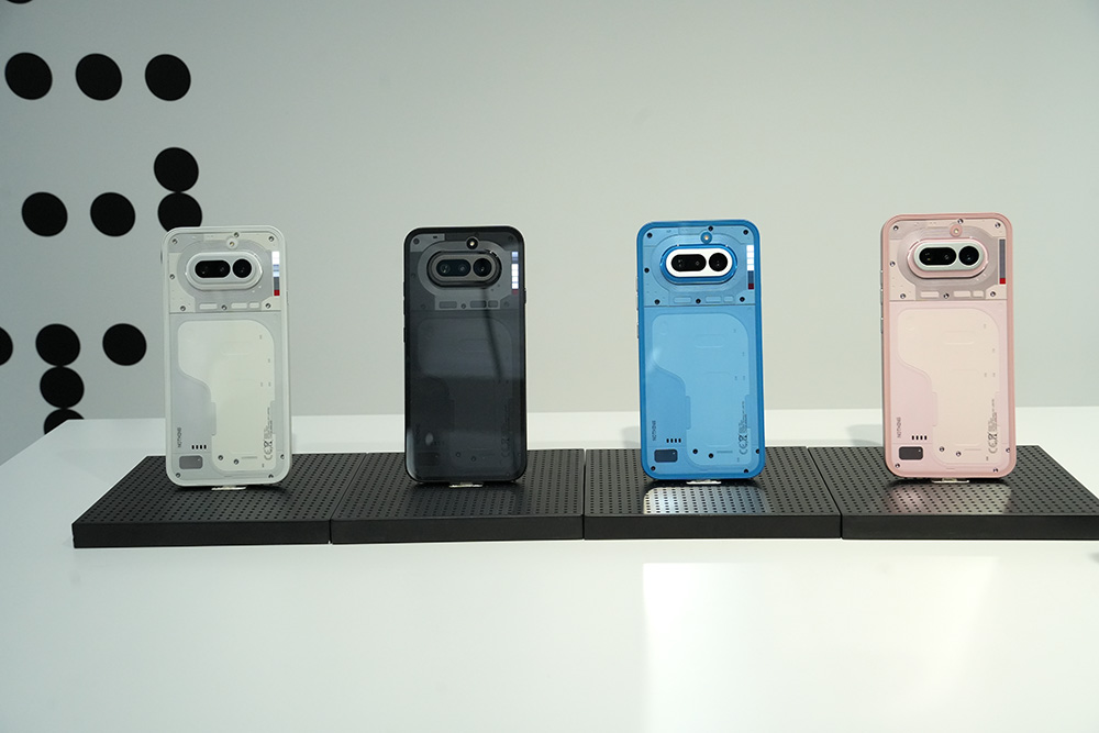 Nothing Phone（4a）の2モデル 無印とメタルボディーのPro、どちらが得
