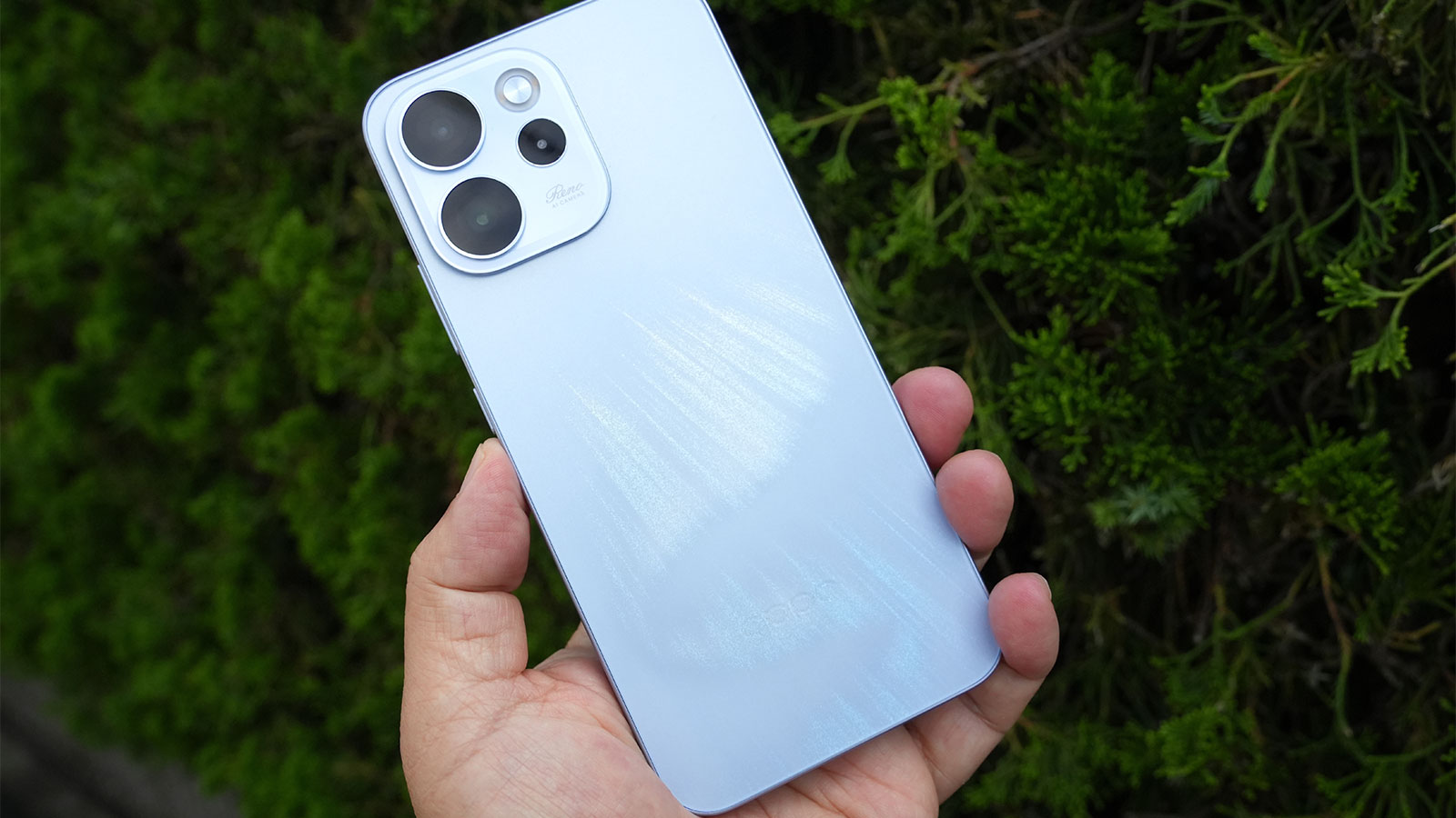 大幅値上げの「OPPO Reno15 A」は買いか、1週間使って価値を検証