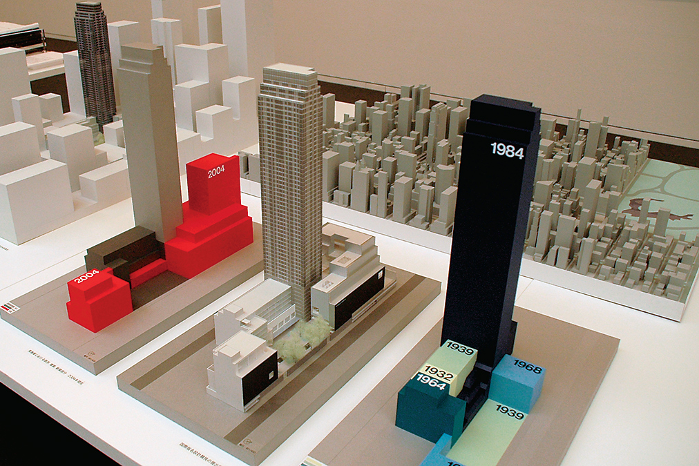 競争嫌いの谷口吉生がMoMAコンペで勝利、派手なライバルに「地味さ」で