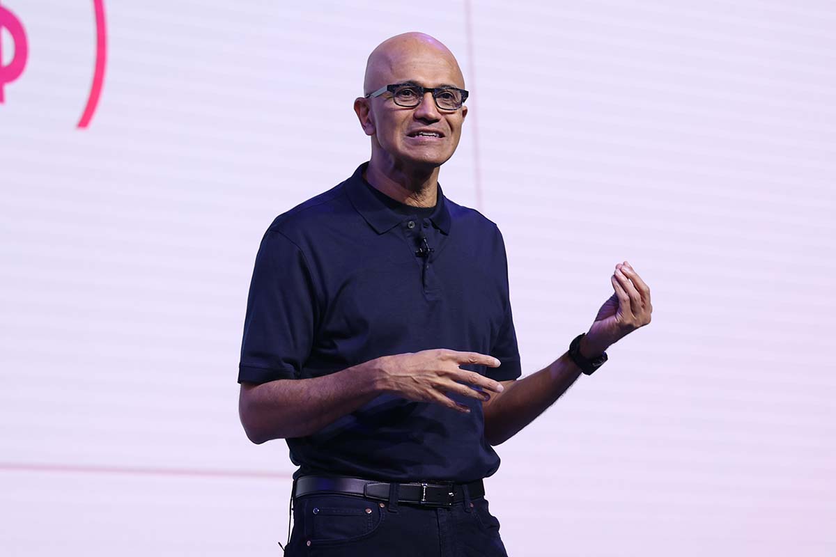 CEO最高経営責任者 CEO 最高経営責任者 | トーマス・J・ネフ, ジェームス・M