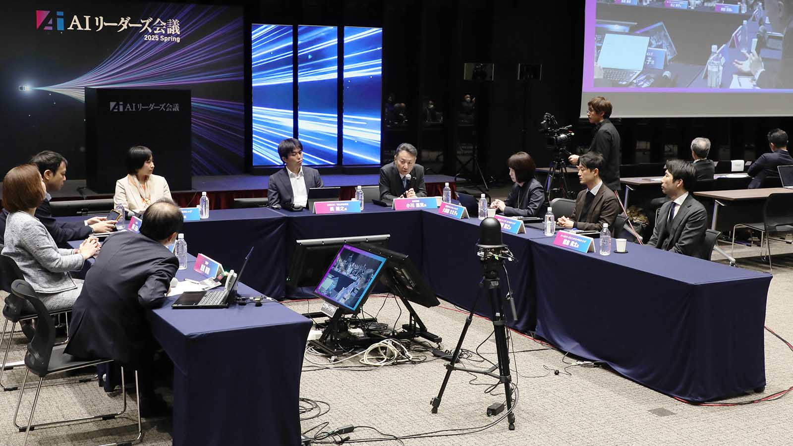 topm.jpg?__scale=w:708,h:398&