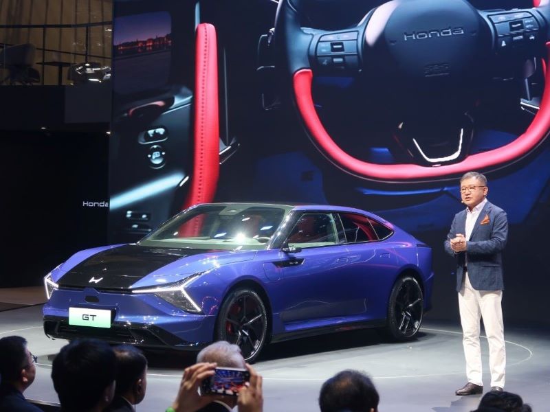 ホンダがモメンタE2E自動運転に切り替え、上海ショー7選