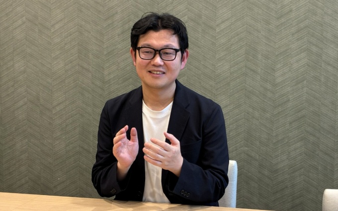 松下氏は「富岳」プロジェクトで大規模・高精度な量子化学計算のアプリ開発に成功した(写真:日経クロステック)