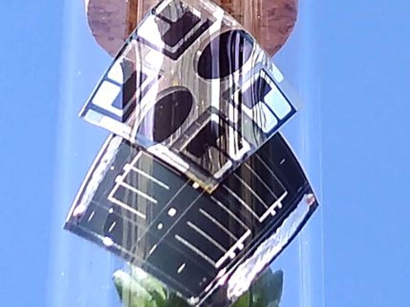 段ボール並みに軽いカルコパイライト太陽電池、26年に日本で本格量産