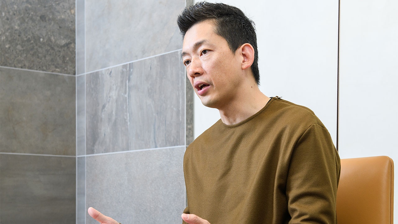 小林 SHIFTの革命「ITの下請け構造、採用力で覆す」 創業メンバーが語る