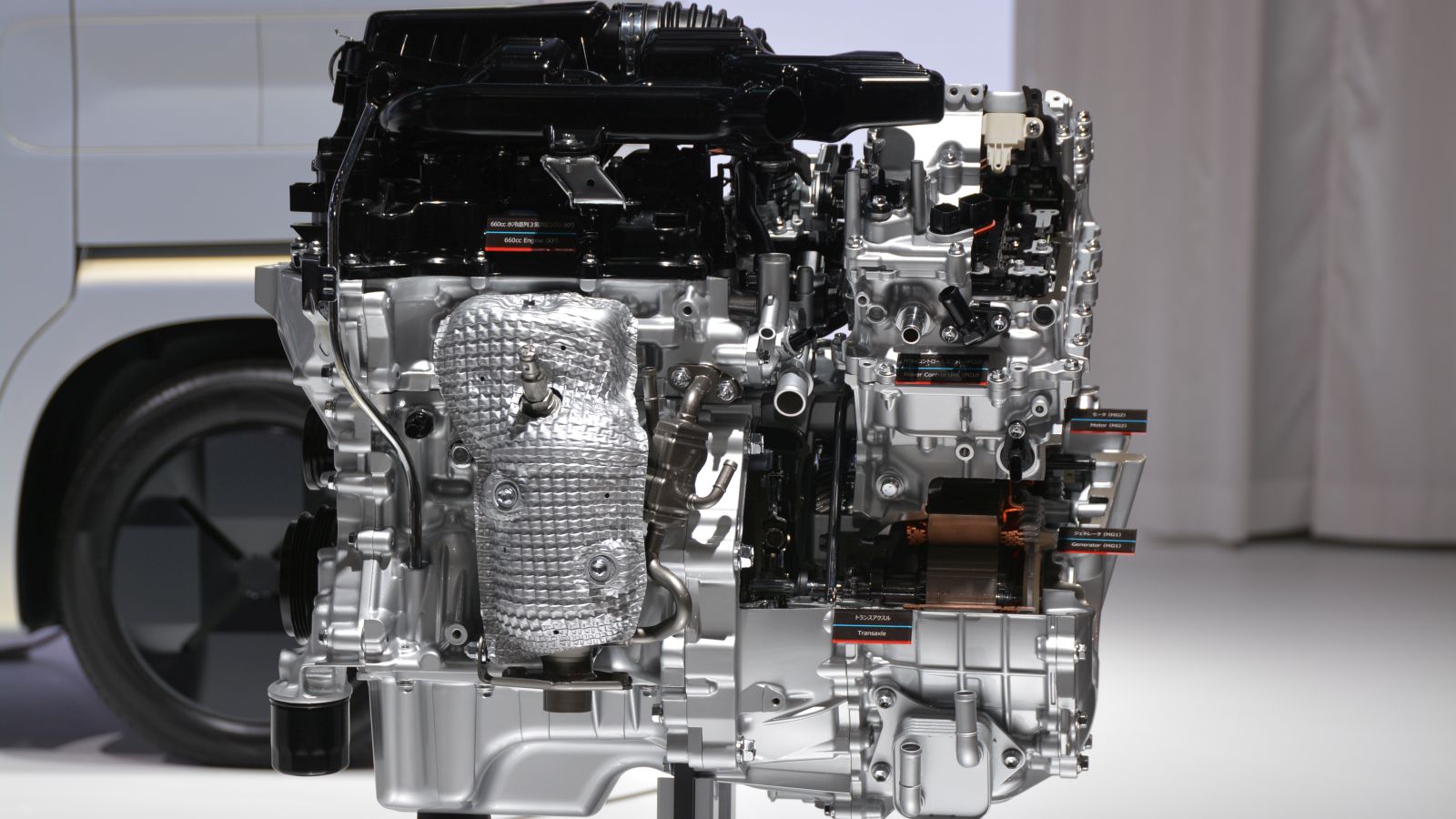 BYD対抗、戦略の裏側　「EVに絞る」か「HEVを生かす」か