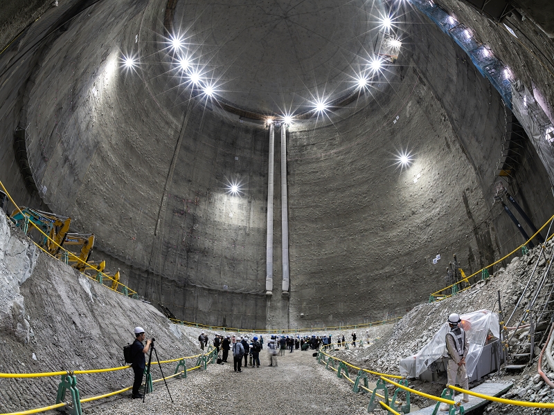 世界最大級の地下実験施設「ハイパーカミオカンデ」、高さ94mの大空洞がお目見え