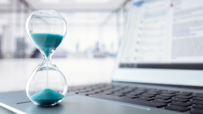 ブラウザーの古いキャッシュは自動で消える、表示がおかしいときは手動削除