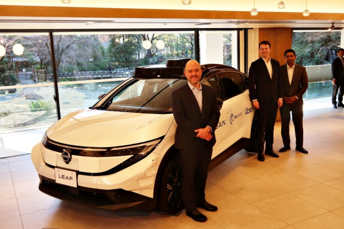 日産はウーバーとロボタクシーの配車サービスで協業する(写真:日経Automotive)