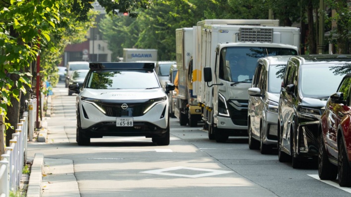日産、E2E自動運転にLiDAR・ミリ波の試金石 テスラと異なる戦略