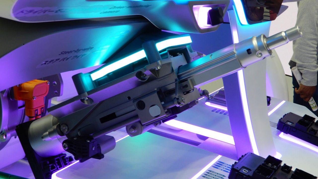 ステア・バイ・ワイヤ量産本格化、ジェイテクトやボッシュが参戦　NSKも開発