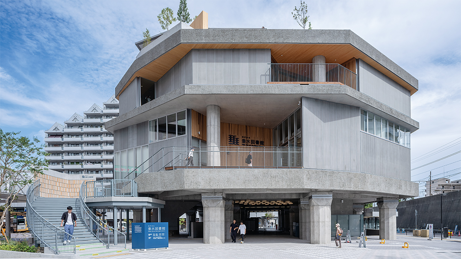 人気沸騰、人を呼ぶ図書館 | 日経クロステック（xTECH）