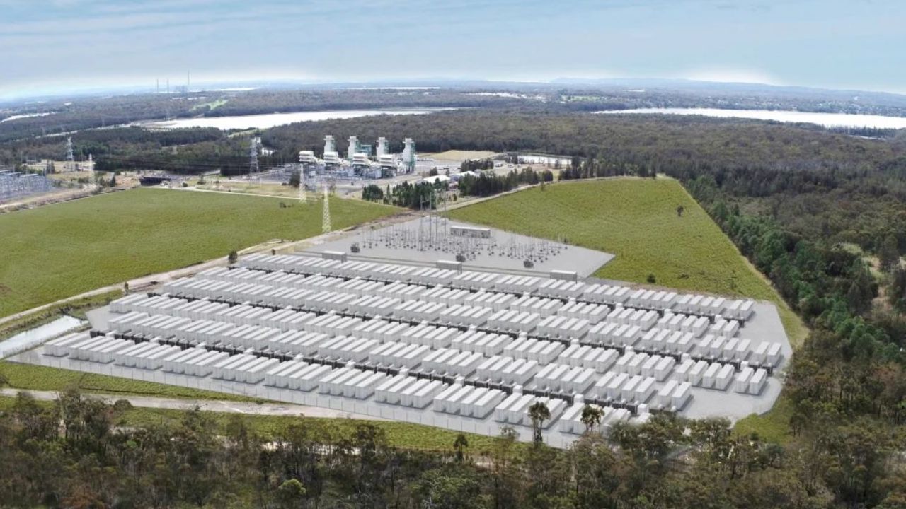 蓄電池、主力電源に