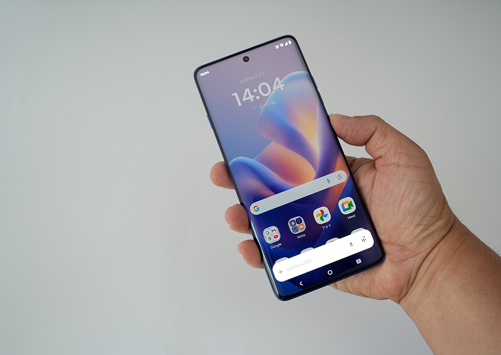 2025年に登場したコスパ優良スマホ、ベスト5を一挙紹介 | 日経クロス