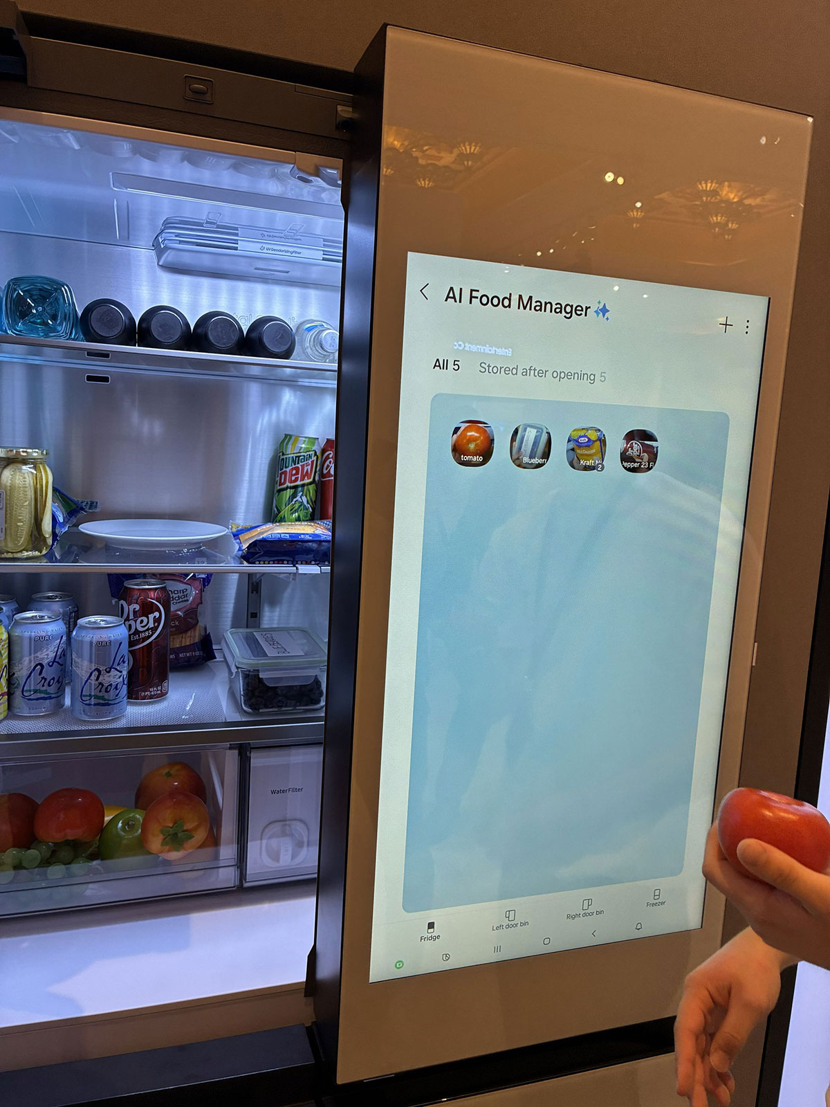サムスン電子がAI在庫管理の冷蔵庫、1000種類以上を認識 | 日経クロス