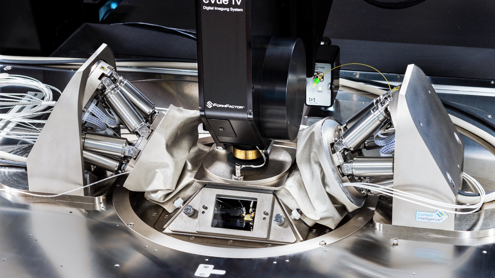 光電融合、検査に課題　位置合わせ速度と再現性がカギ