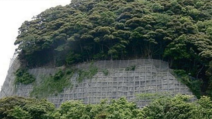 除去する予定だった浮き石、発注図書への記載漏れで現場に放置