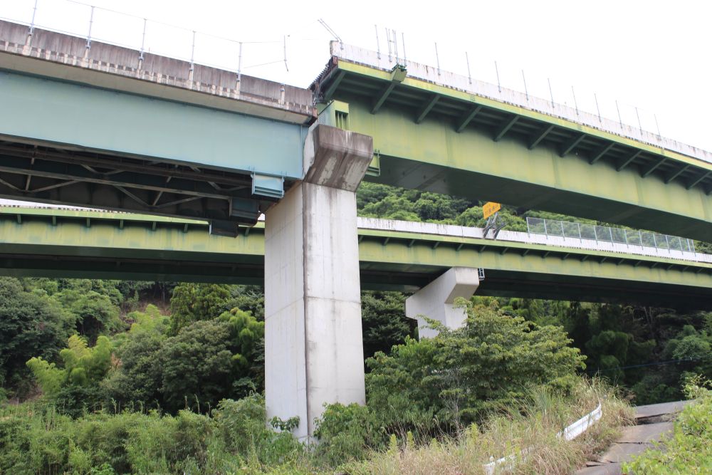 熊本地震で桁がずり落ちた高架橋、上部工を連続桁で復旧 28年末開通