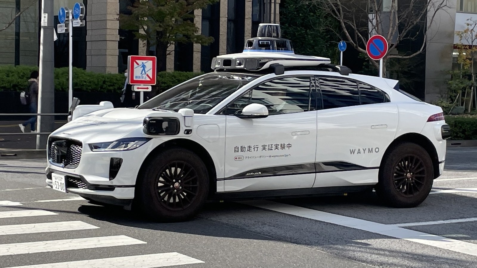 ウェイモのロボタク、日本到来　自家用車のE2E一番乗りはテスラか