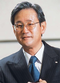 尾崎 和久