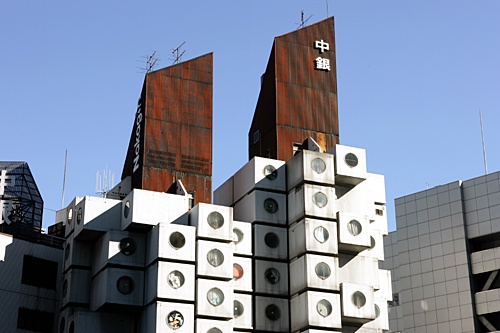 建築系の4団体が保存を要望している東京・銀座の中銀カプセルタワービル(写真:柳生 貴也)