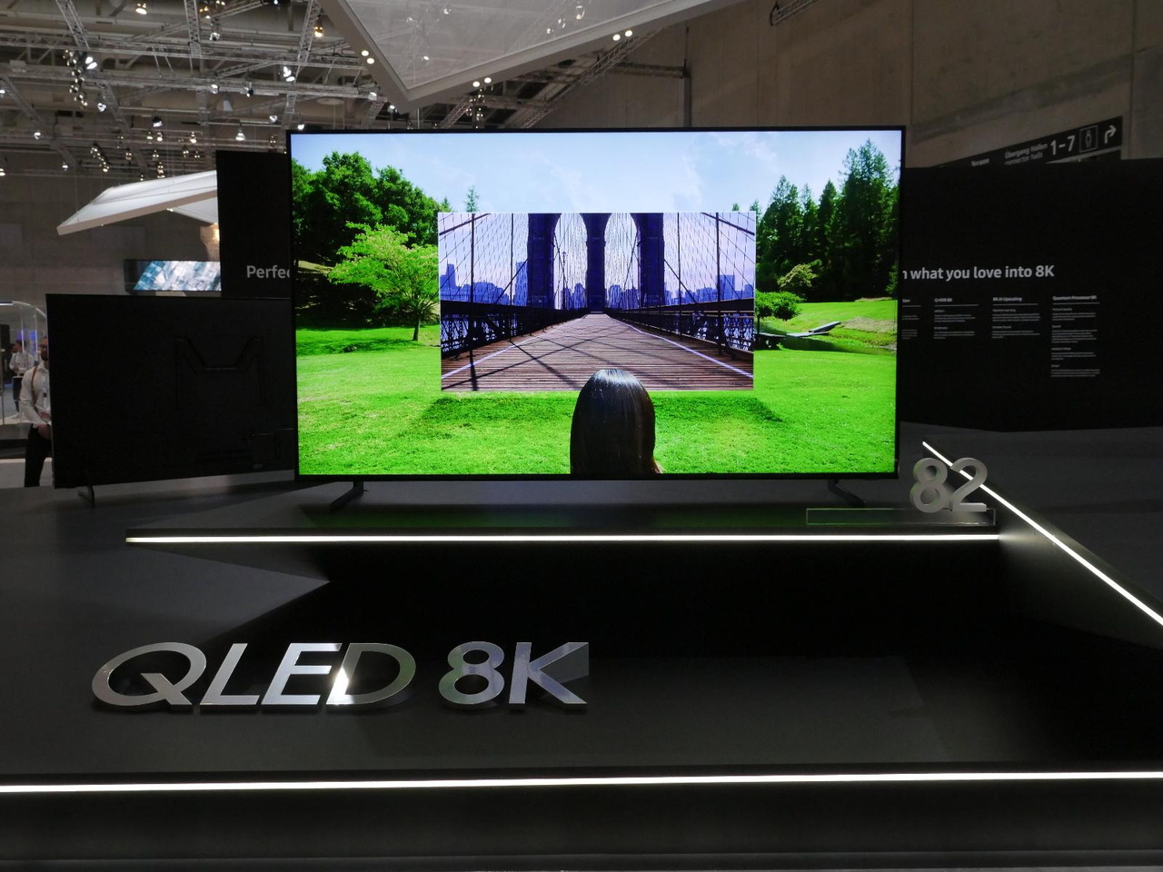 韓国テレビメーカーは8kディスプレーに進出 早くも販売開始 日経クロステック Xtech