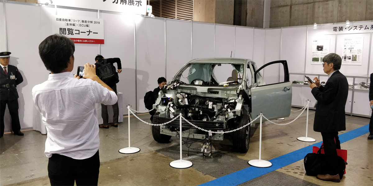 美品　電動自動車　動作確認済 クルマの骸骨」に熱視線、電気自動車リーフ分解の主催者展示 | 日経