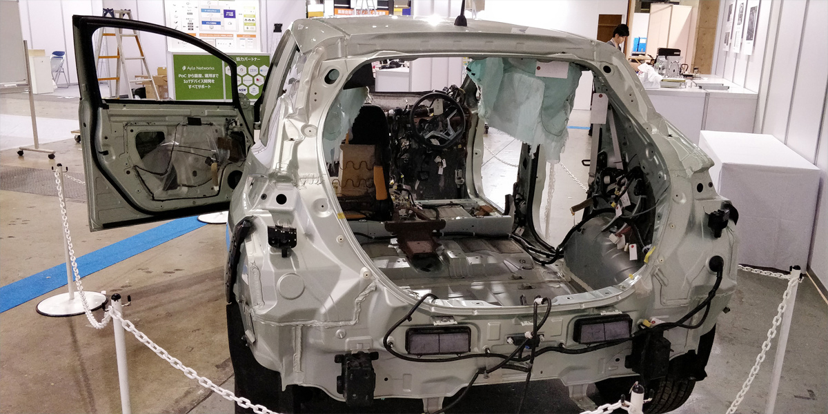 美品　電動自動車　動作確認済 クルマの骸骨」に熱視線、電気自動車リーフ分解の主催者展示 | 日経