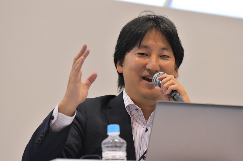特色異なるAIベンチャー4社が激論、効果の提示と人材確保が焦点に