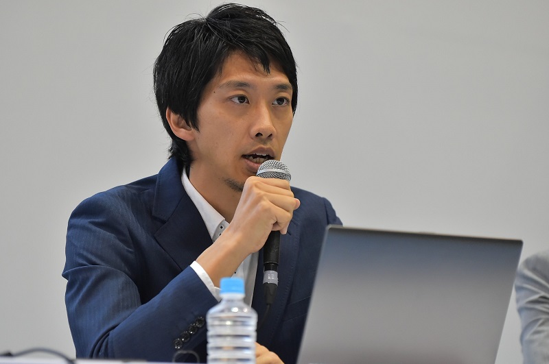 特色異なるAIベンチャー4社が激論、効果の提示と人材確保が焦点に