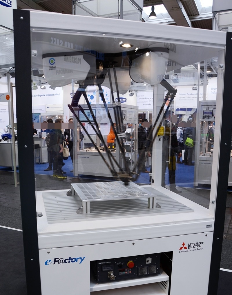 三菱電機がパラレルリンクロボットをハノーバーで展示 オランダ社製機構に自社モーター 日経クロステック Xtech