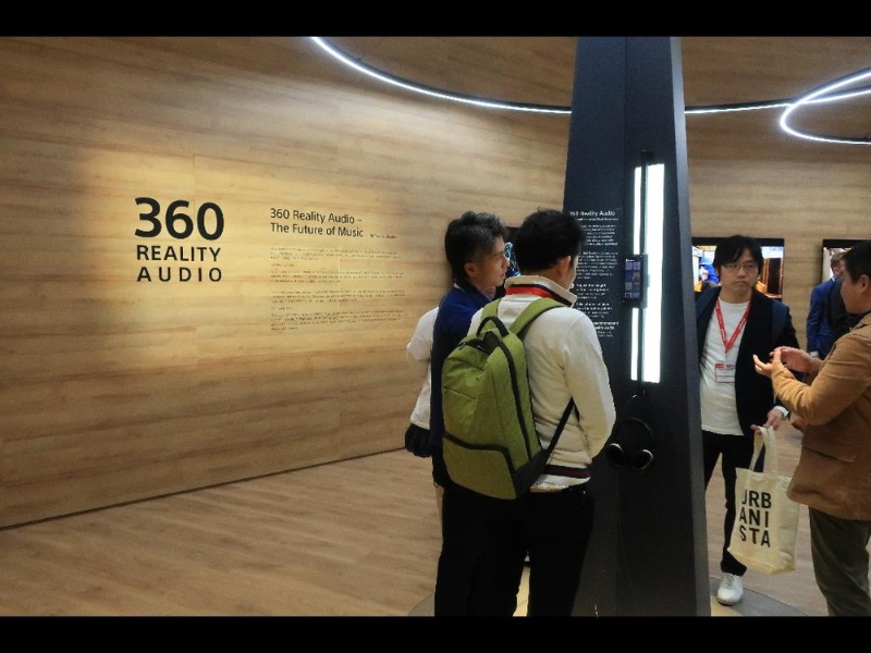 ヘッドホンで 立体音響 実現したソニー スマホで頭部伝達関数を取得 日経クロステック Xtech ヘッドホンで 立体音響 実現したソニー スマホで頭部伝達関数を取得 日経クロステック Xtech