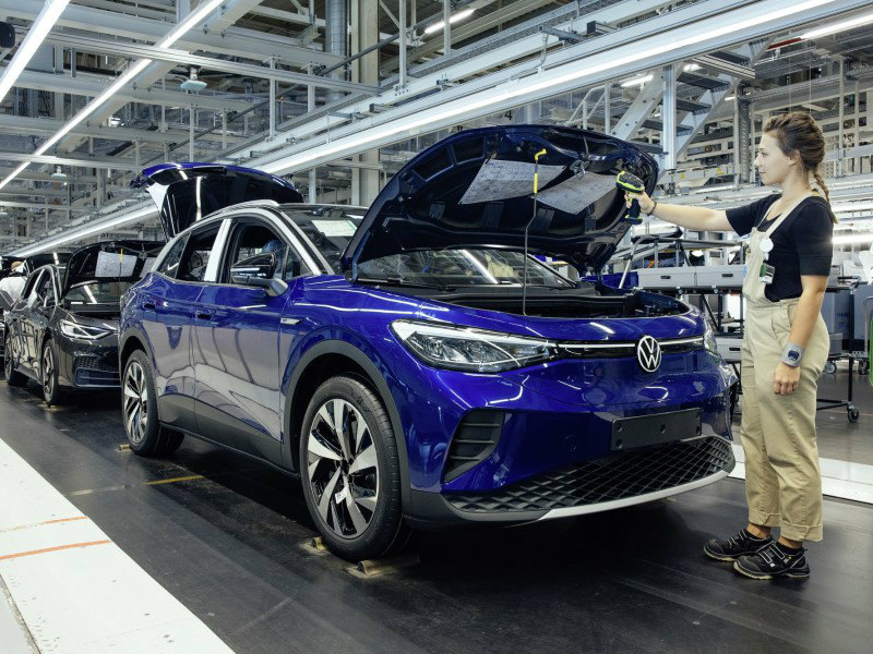 EV電池事情が変わる？　リチウムイオン電池を長寿命化、充電不要も