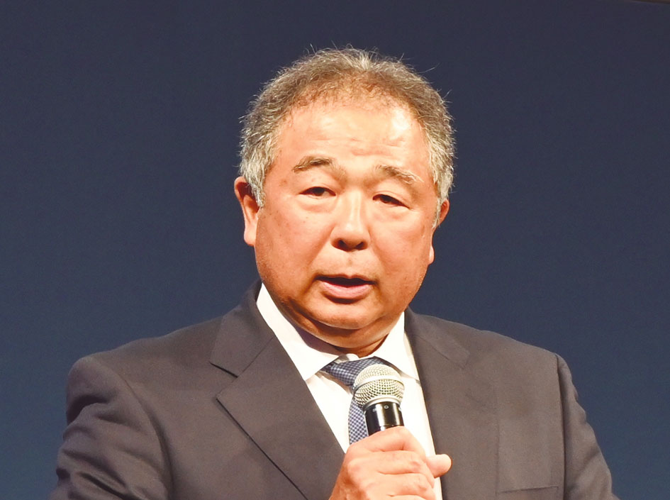 三菱ふそう新CEO「日野自と投資を分担」 ほか | 日経クロステック（xTECH）