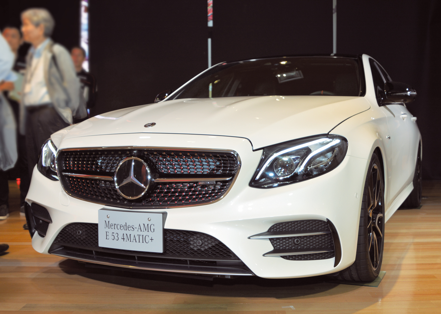 AMG53、48Vで走行性能を向上、シフトチェンジをより機敏に | 日経