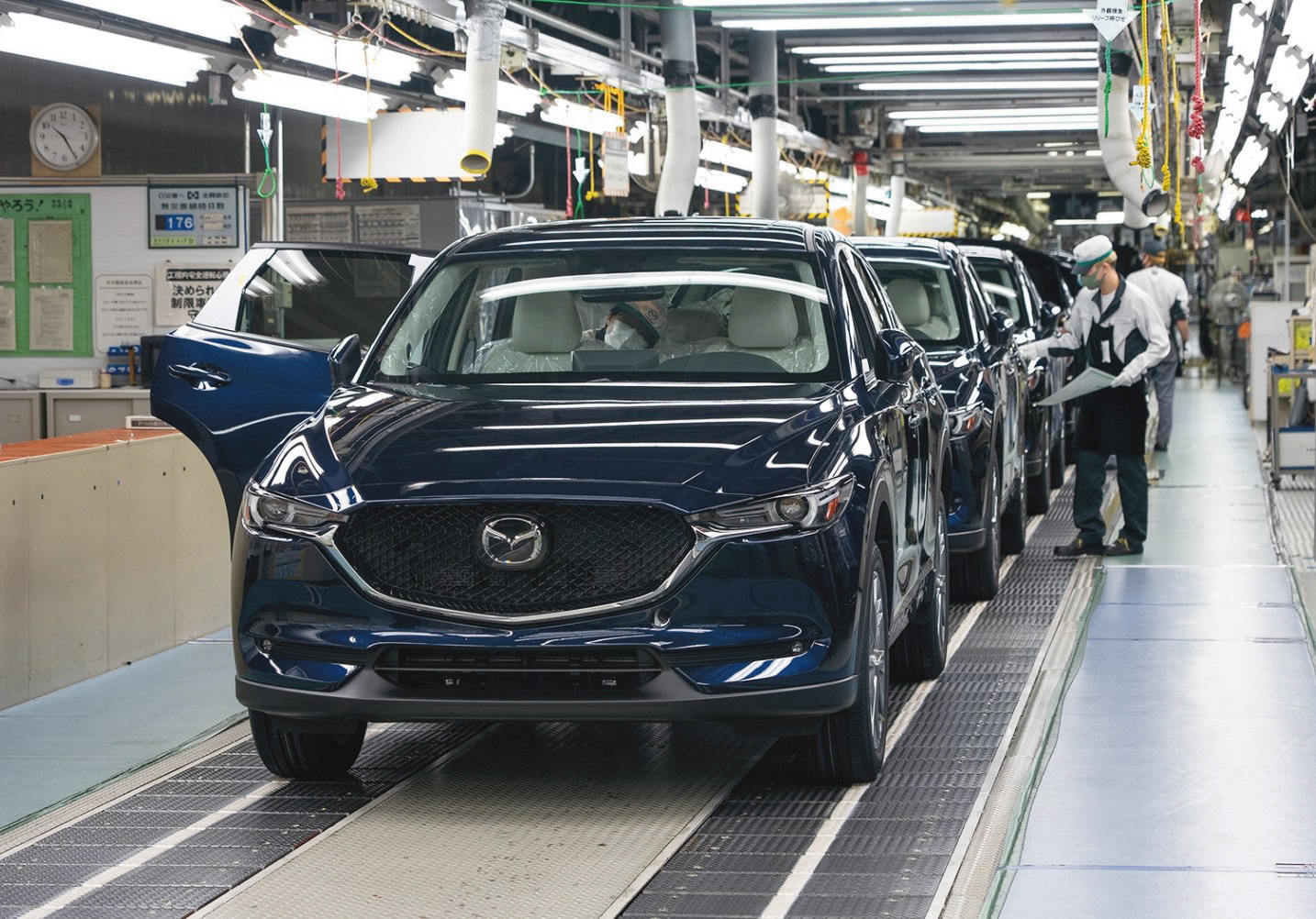 マツダ攻勢 Cx 5後継車投入へ 22年からfr Suv Cx 60 など 日経クロステック Xtech
