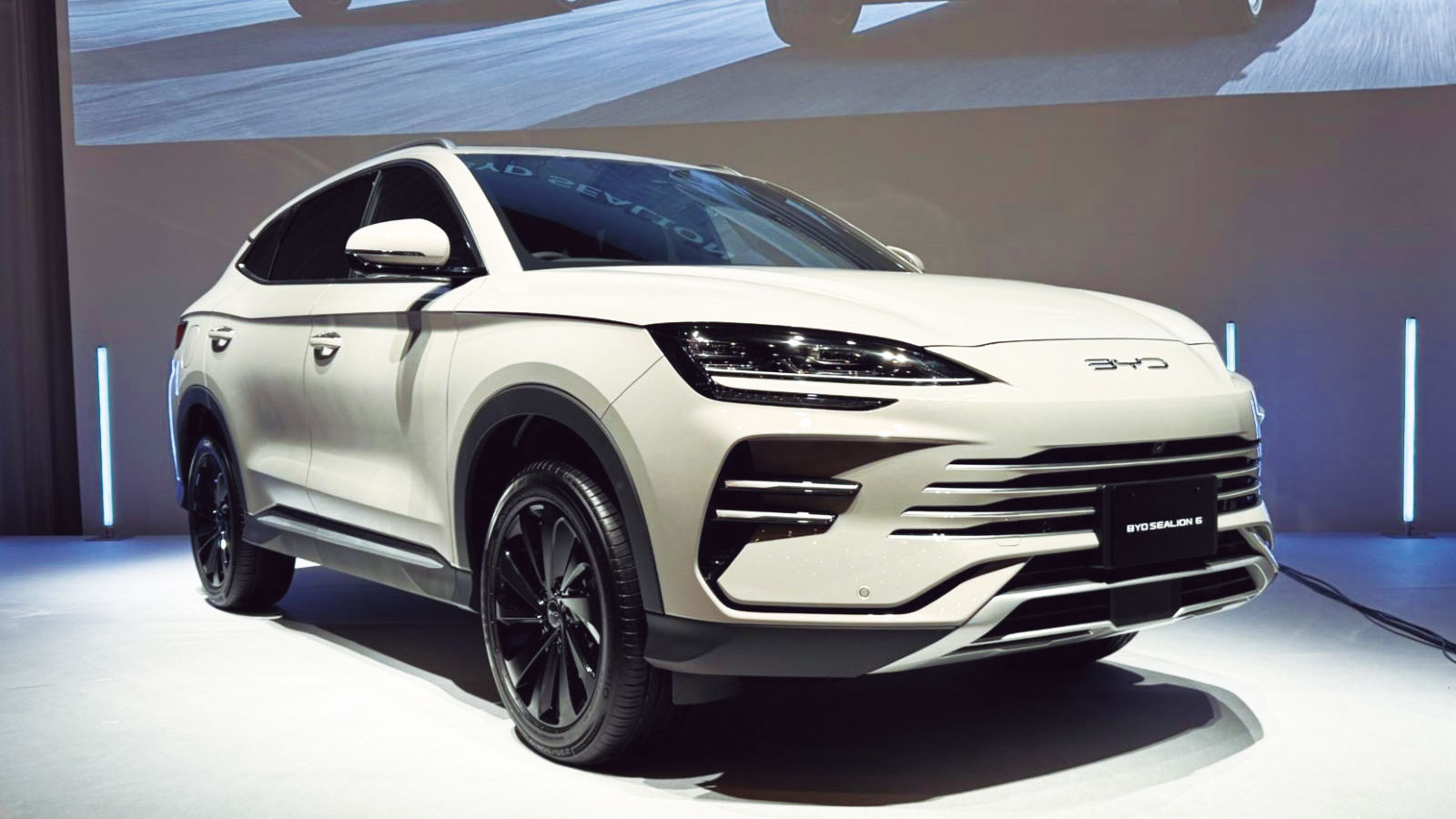 BYDが「ホンダ流」PHEV日本発売、エンジン圧縮比15.5の世界最高水準