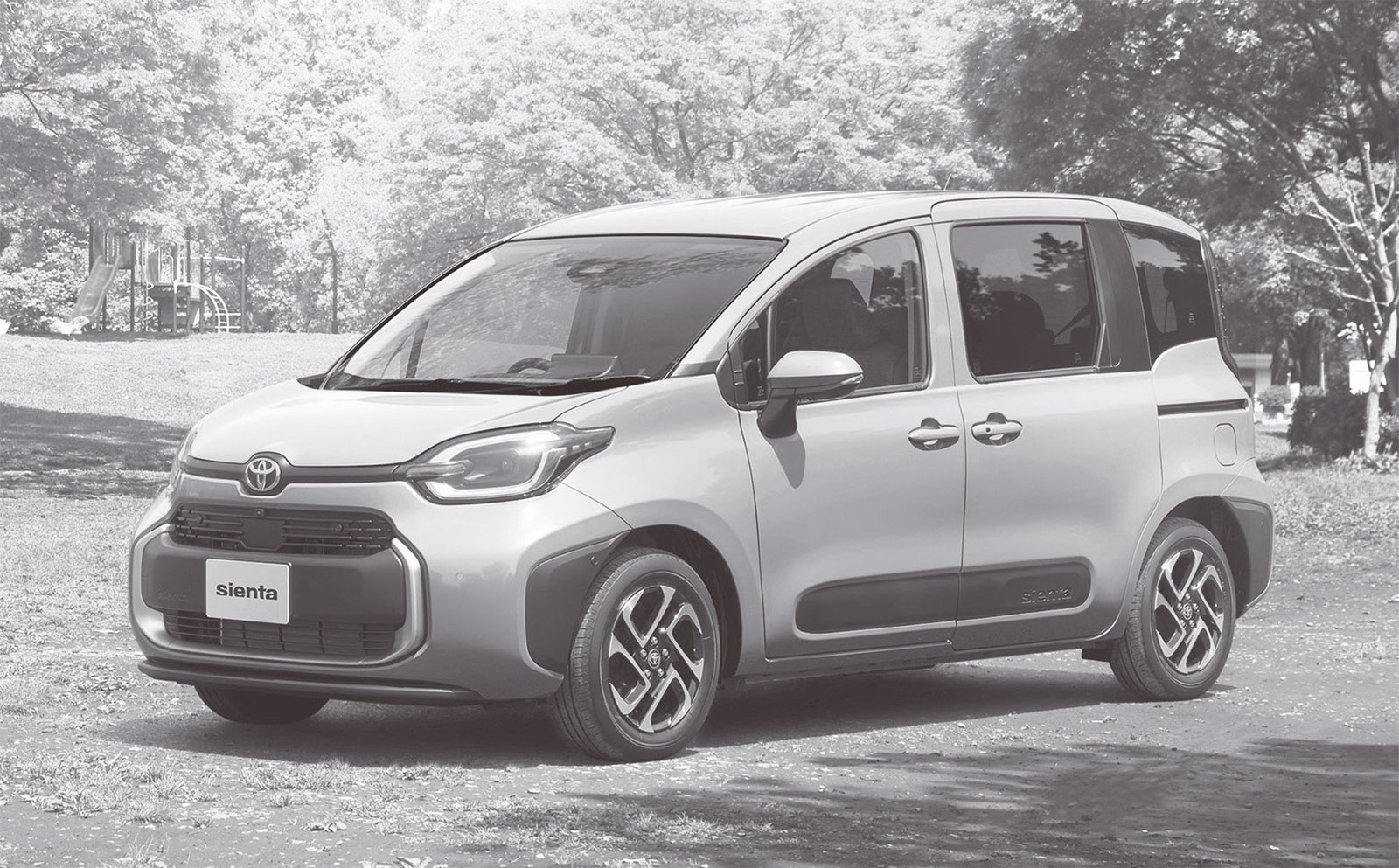 決まりした！TOYOTAトヨタ　N-BOX 軽四 Toyota has finally made a move! It declares war on the N-BOX with