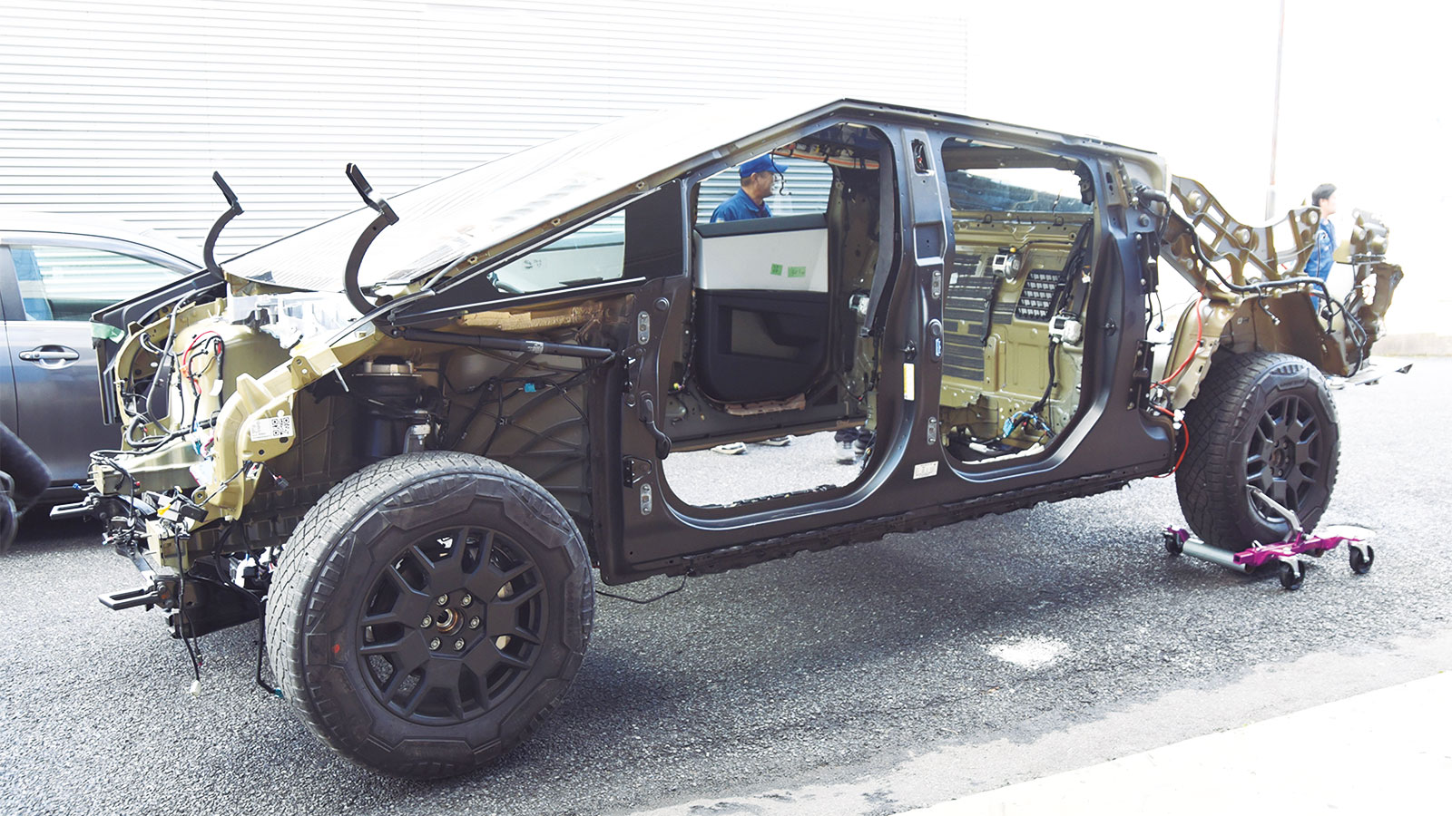 ギガキャストは固定具の役割