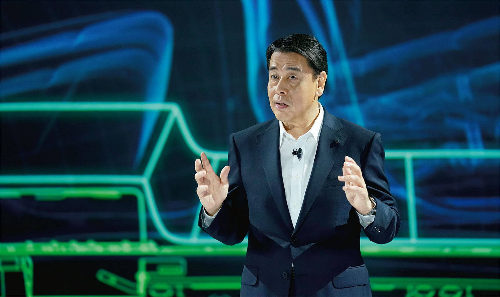 図1　アリアのワールドプレミアに登場した日産自動車社長兼CEO（最高経営責任者）の内田誠氏