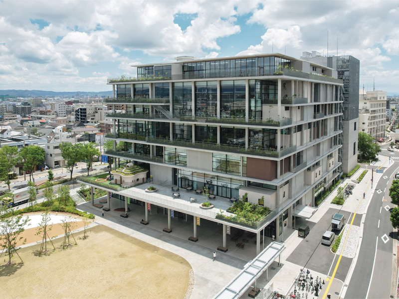 「立体公園」型で大胆に複合