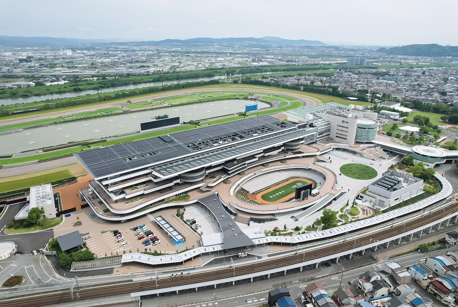 公園のような巨大競馬場 | 日経クロステック（xTECH）