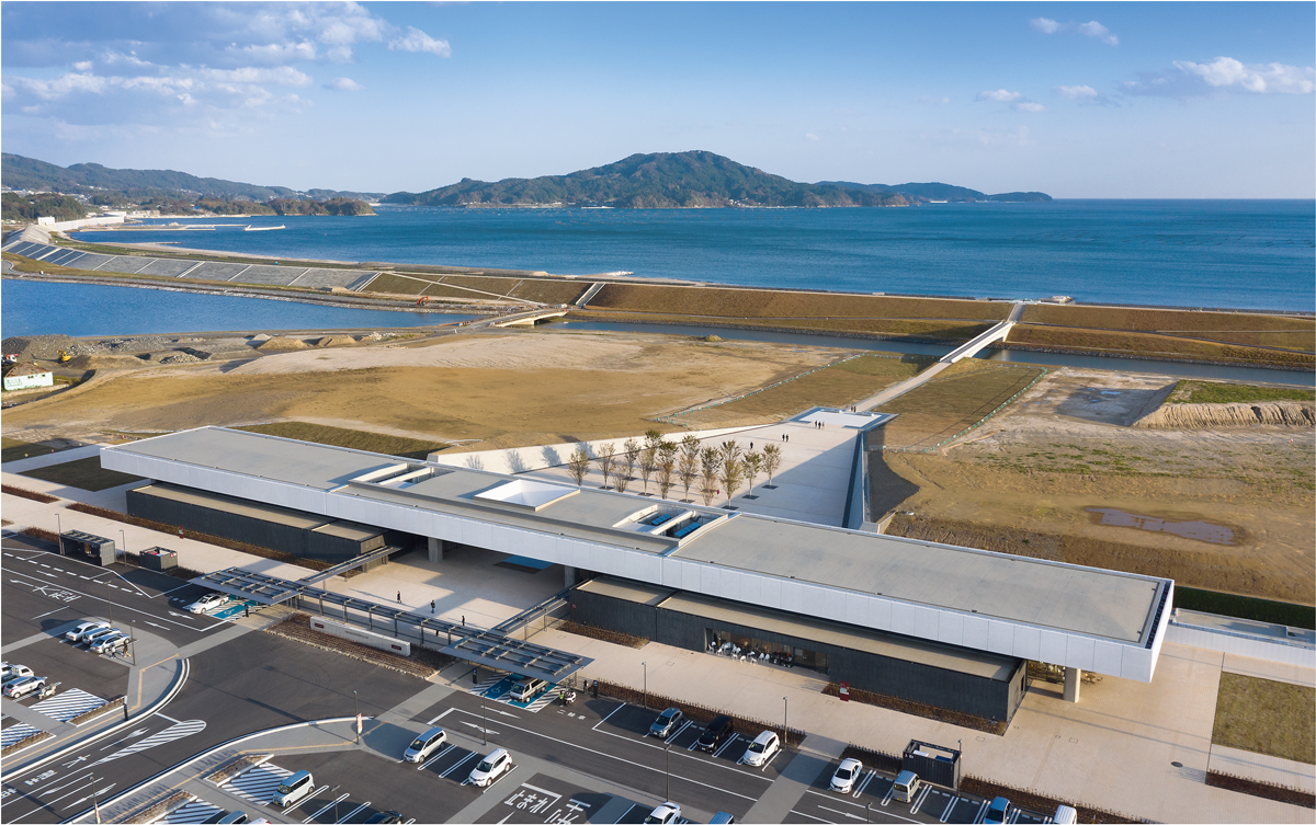 海に正対する祈りの建築（2ページ目） | 日経クロステック（xTECH）
